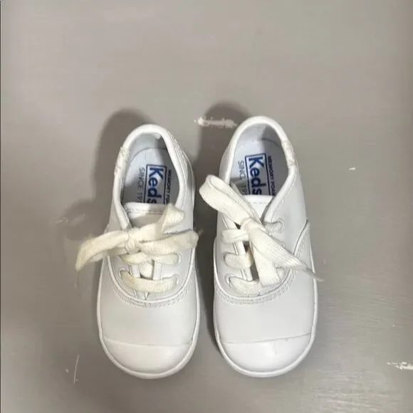 Keds Like New White Sneakers Classic leather - Picture 7 of 9